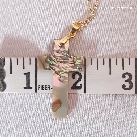 Dainty Necklace Abalone Cross Pendant On 18K Gold Plated Station Chain - Picture 12 of 12